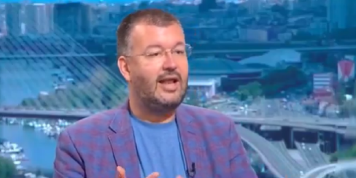 "Neće 35 blokadera da teroriše 6.000 studenata" - Antić srušio blokadu jednom rečenicom: Dinastate, a upisujete?! (VIDEO)