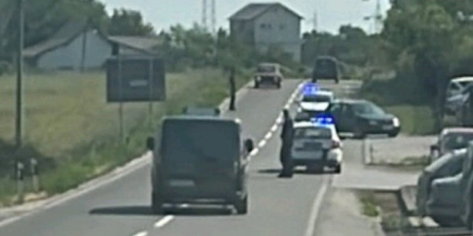 Dejan preleteo automobil i udario u beton: Jezivi detalji tragedije kod Topole