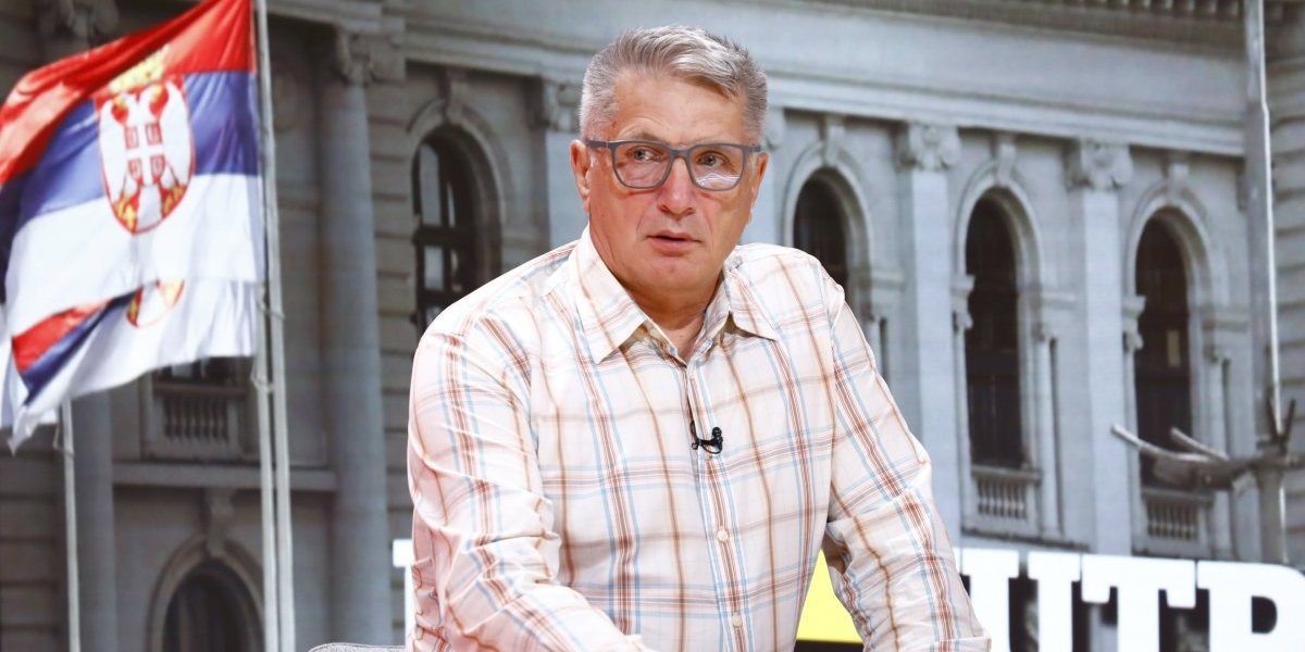 (VIDEO) Profesor Vuletić rasturio plenumaše: Gandi se u grobu prevrće kad blokaderi govore o građanskoj neposlušnosti