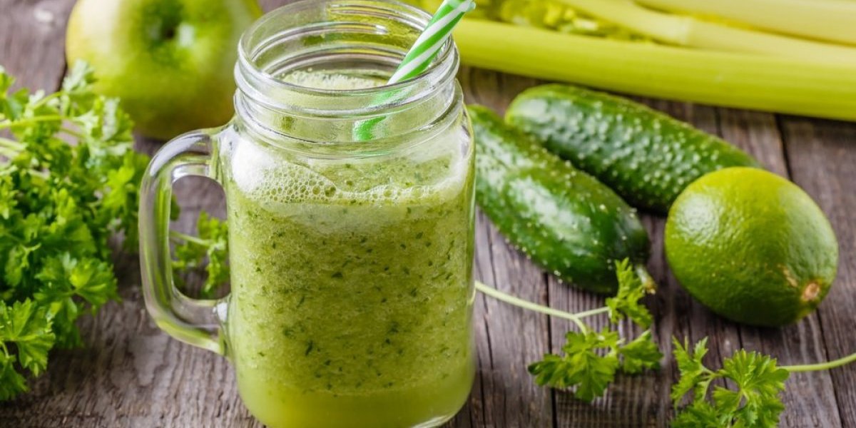 Napitak koji je zaludeo milione - Vitaminska bomba od 2 sastojka čisti organizam od toksina (VIDEO)