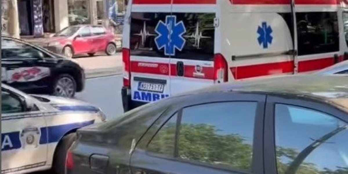 Štanglom pretukao motociklistu: Tuča vozača autobusa i dvotočkaša u Beogradu