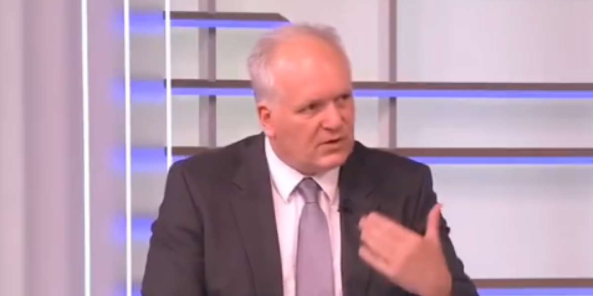 "Dosta je više blokaderskog terora, strpajte ih u autobuse i pravac BIA" - Novinarka Informera brutalno premlaćena: Pavlović zgrožen reakcijom policije