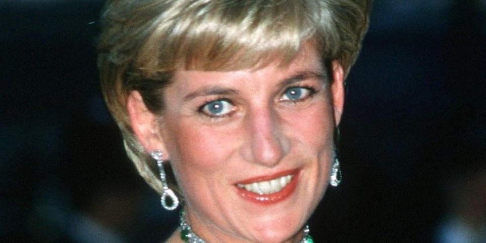 U njoj je proslavila poslednji rođendan - Iza najlepše haljine princeze Dajane krije se dirljiva priča (FOTO)