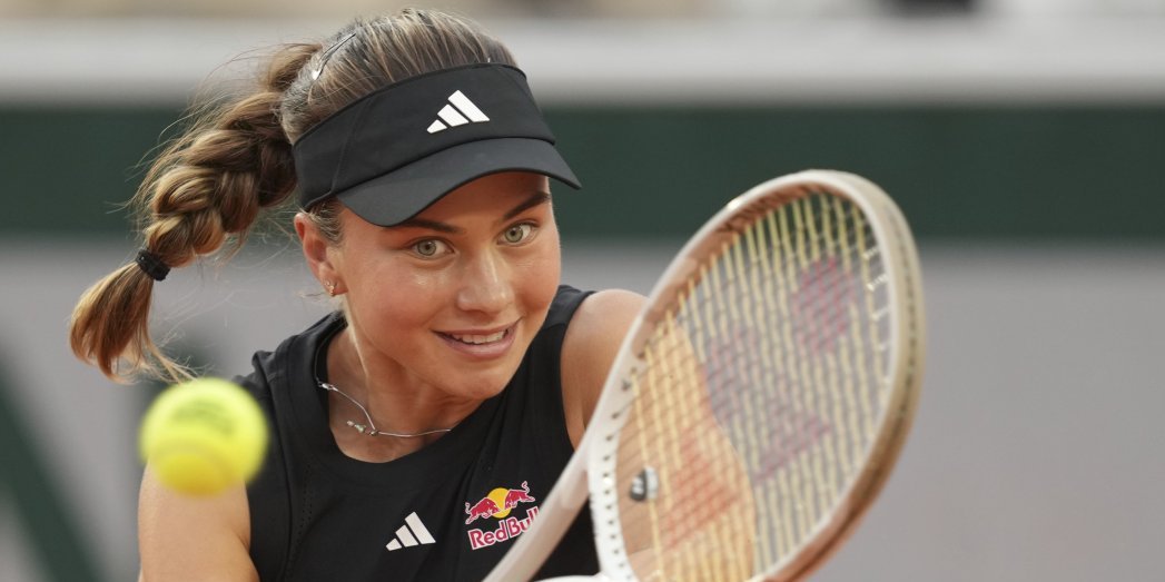 Čudo od deteta: Iva Jović ima samo 17 godina i već je u Top 100