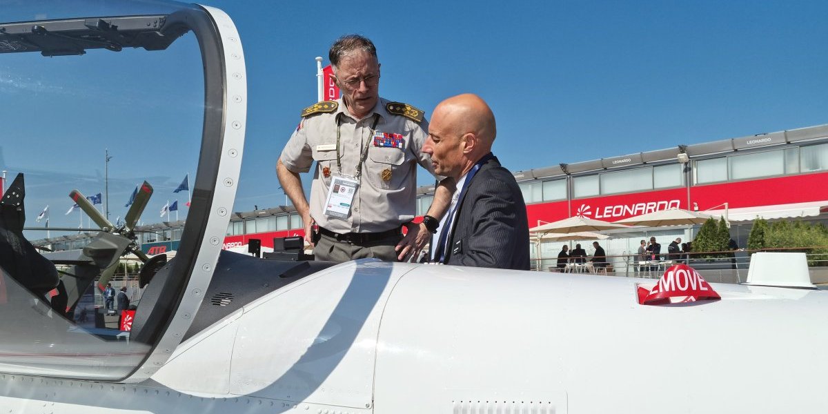 Ministarstvo odbrane Srbije na aerodromu "Le Burže"