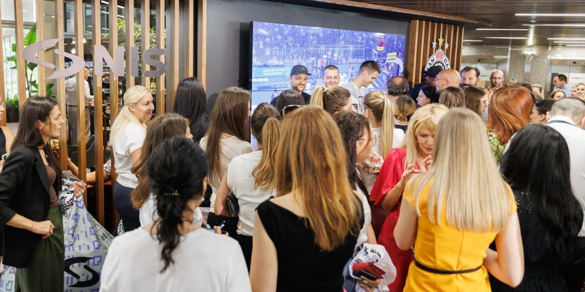 Košarkaši Partizana posetili Poslovni centar NIS-a u Beogradu