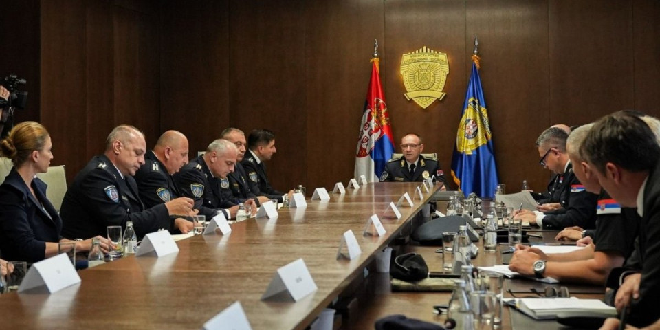 Direktor policije general Dragan Vasiljević održao kolegijum: Pripadnici policije obezbeđuju stabilan i bezbedan poredak u vremenu punom izazova