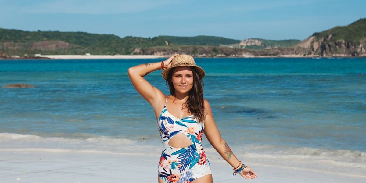 Kupaći kostimi koji brišu višak sa stomaka - Izdužuju figuru i savršeno skrivaju sve kritične tačke (VIDEO)