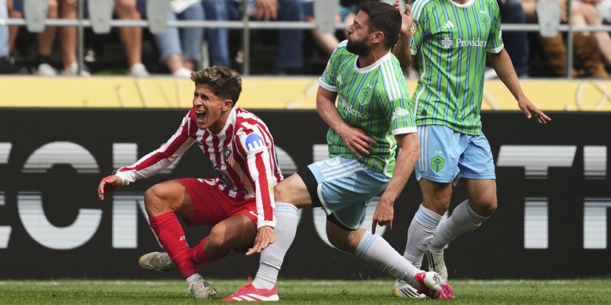 Kako ovo nije penal? Kriminalna odluka VAR sobe na Svetskom klupskom prvenstvu (VIDEO)