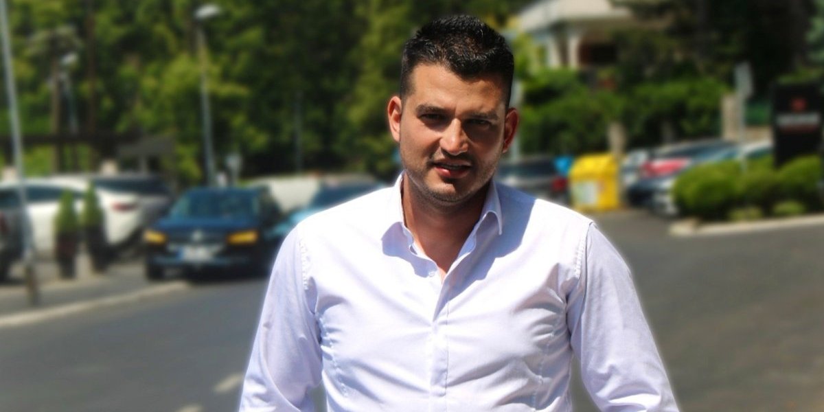 Ko je menadžer najvećih zvezda u Srbiji? Svi ga znaju po imenu Bridžis, a malo ko zna kako izgleda (FOTO)