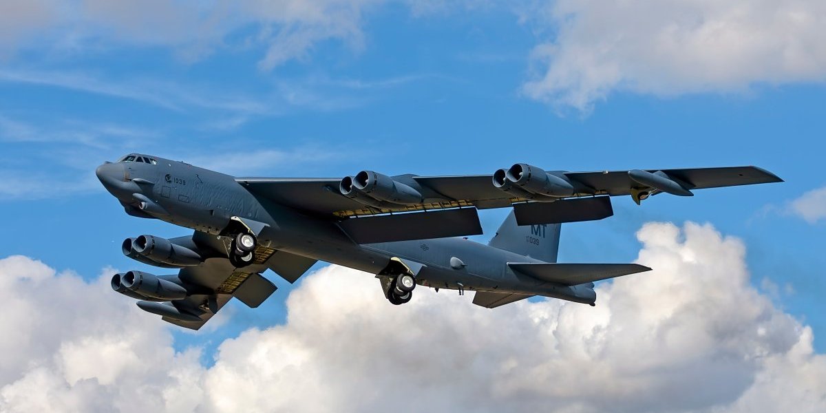 Amerika podigla bombardere: Iran dobio najstrašnije moguće vesti, udariće tamo gde svi strahuju: Ovo je jedini način