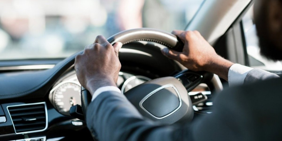 Vozači, oprez! Ako planirate da kupite električni automobil, ove cake morate da znate