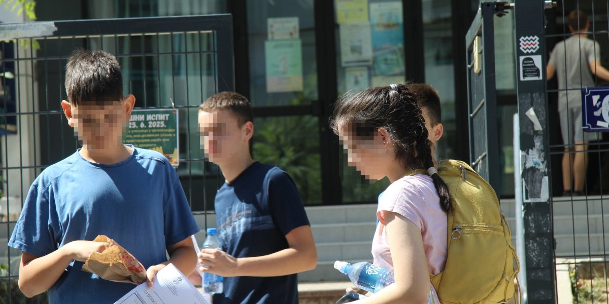 Osmaci mučili muku sa geometrijom i monomima: Ovo su rešenja testa iz matematike