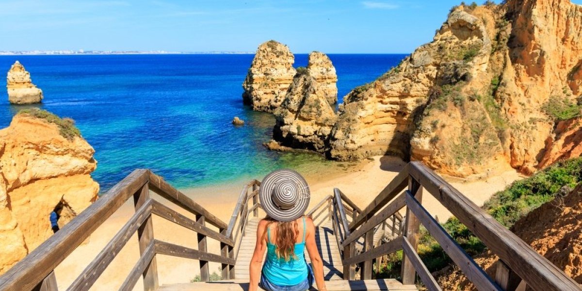 Evropski raj za male budžete: Letuj kao kralj, plati kao student - Evro za kafu, dva za vino (FOTO)