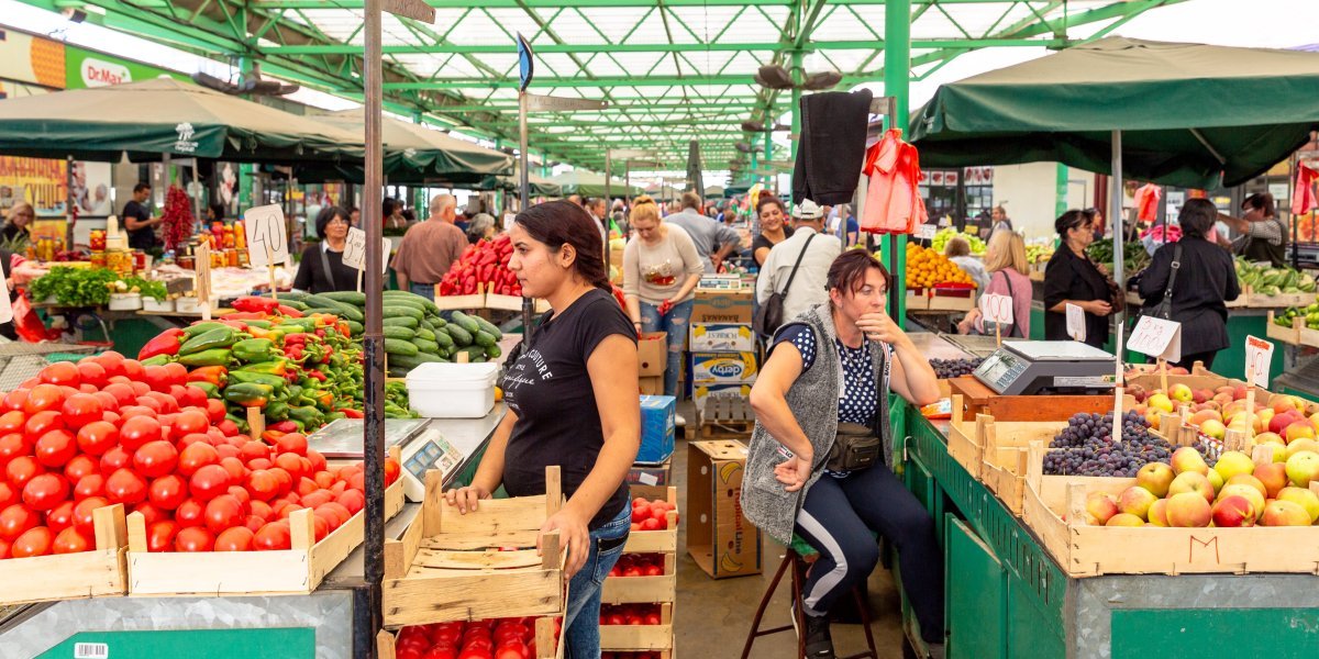 Kao da je od zlata?! Cena kupine "oduvala" i trešnje