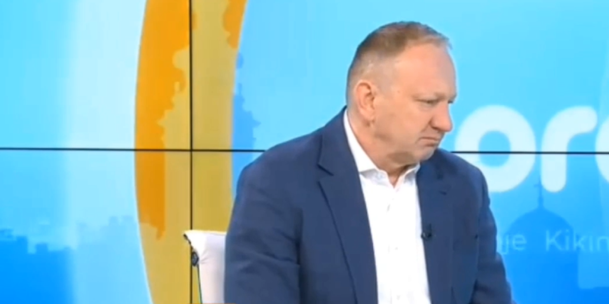 Điki je malo nervozan: Besan jer ne može da sruši Vučića, pa ga izvređao, odbio da odgovara na pitanja čak i opozicione novinarke (VIDEO)