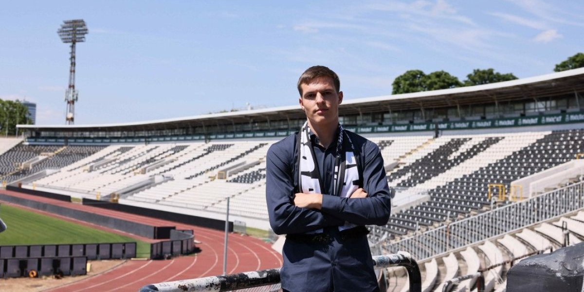 Stigla potvrda iz Humske: Talentovani Kostić do 2030. godine u Partizanu