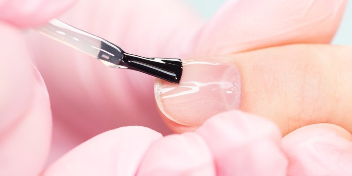 Lepak za nokte opasan za sve živo: Zahteva se uništenje proizvoda (FOTO)