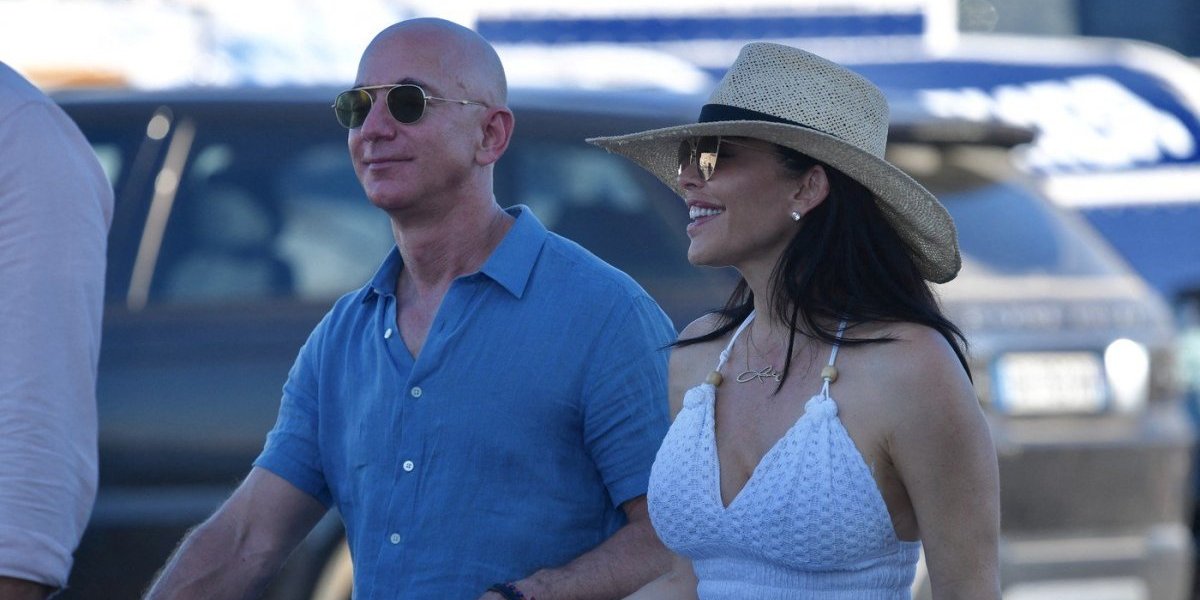 Kakva sramota: Džef Bezos, milijarder koji štedi na pozivnici za venčanje - Pravila za goste izazvala nevericu (FOTO)
