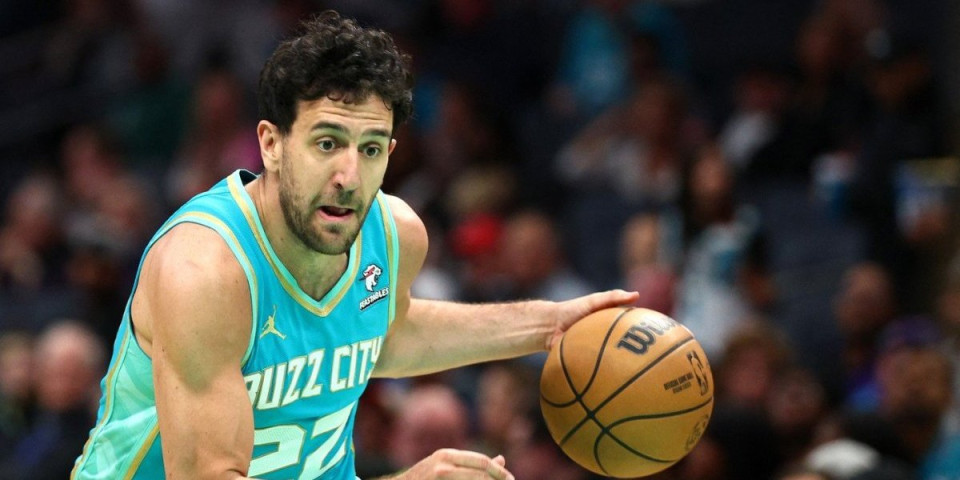 Sve je na Miciću: Vasa ima ponudu na stolu, čeka se odluka