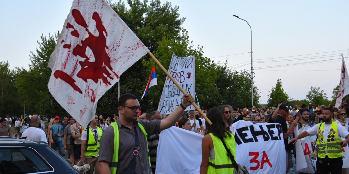 Nove podele među blokaderima: Plenumaši u Kragujevcu izglasali nepoverenje profesoru Slavkoviću, a do juče im bio podoban