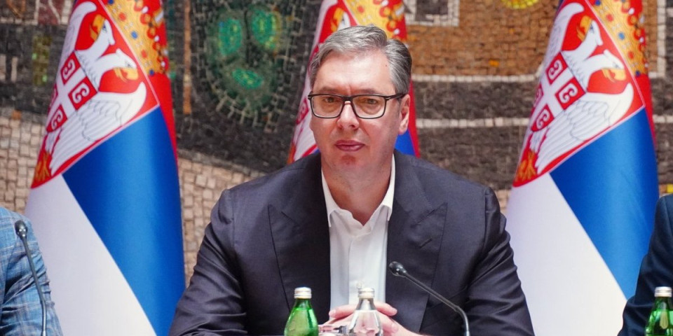 Na Vidovdan se sve vidi! Blokaderi krenuli Hitlerovim stopama, pa dobili Vučićev odgovor! (VIDEO)