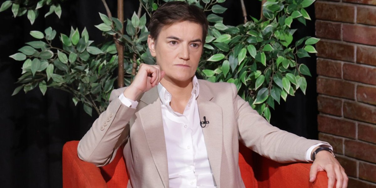 Brnabić demontirala TV N1: Da li mi sada treba da organizujemo humanitarnu akciju da skupimo 1,6 milijardi evra za Šolaka?