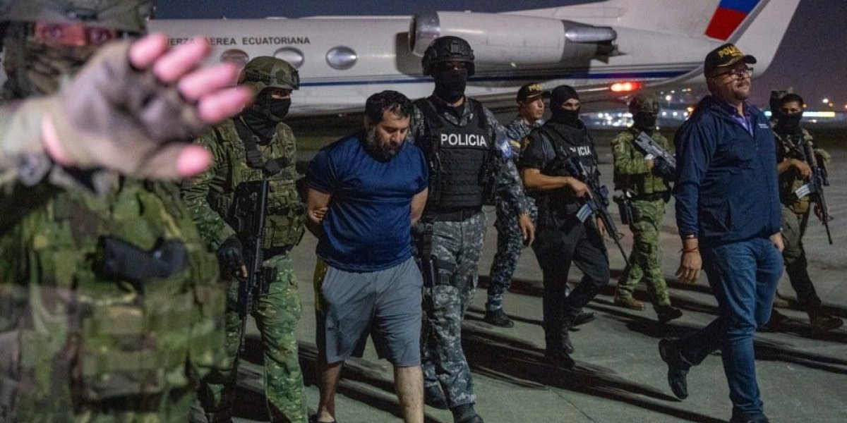 Ovako je pao najtraženiji narko bos u Ekvadoru, krio se ispod kuhinjskog elementa (FOTO/VIDEO)