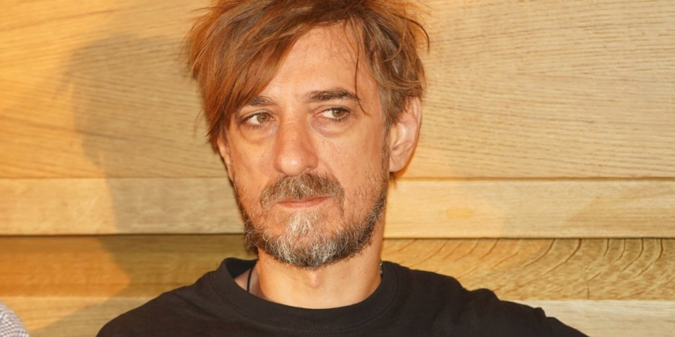 "Pikac, ne s*ri"! Glumca urnišu na društvenim mrežama jer ne zna naziv kultne serije koju Srbija obožava (VIDEO)