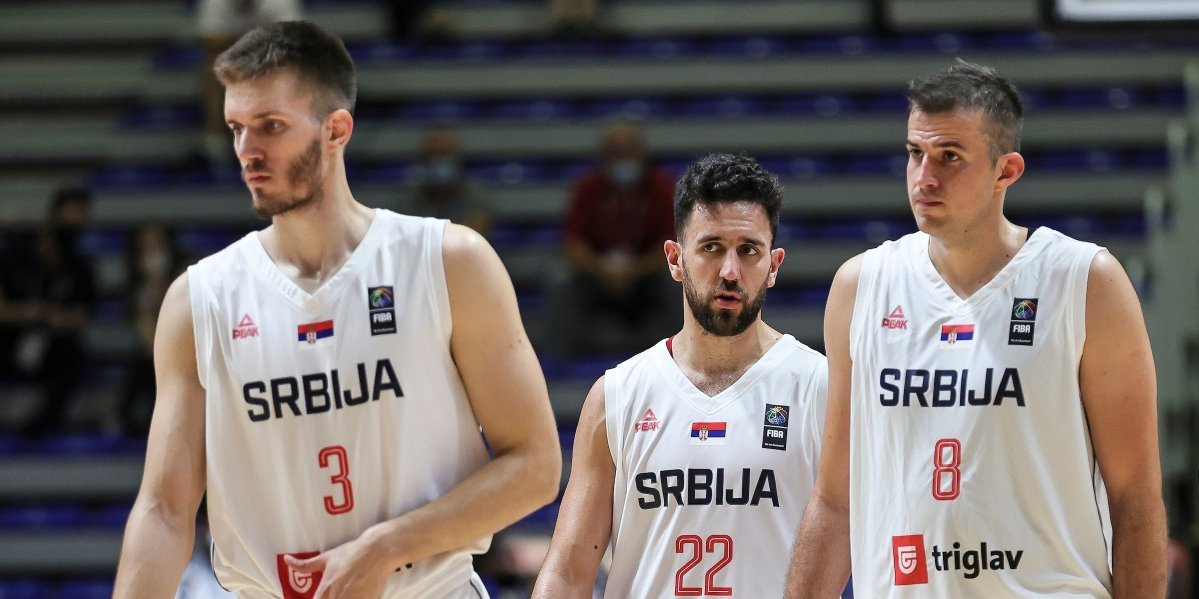 Dok svi čekaju konačnu odluku - Micić i Petrušev lumpuju po Atini (VIDEO/FOTO)