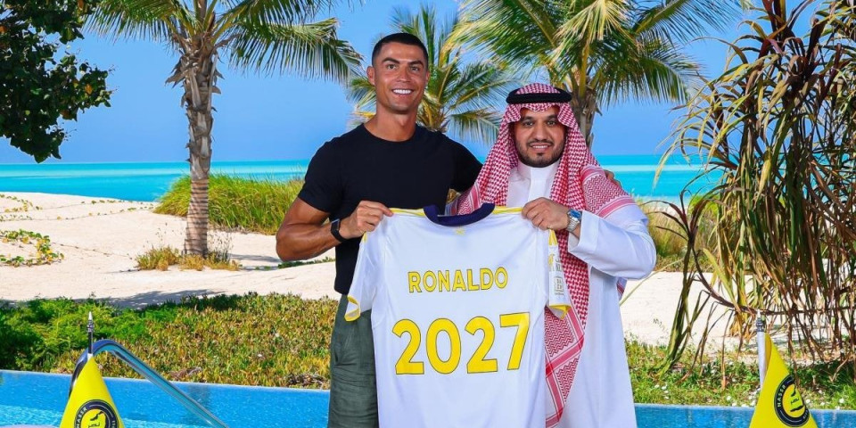 Jel' realno? Ludilo ugovor za šeika Ronalda: 577.000.000€, 16 sluga, sopstveni avion i deo kluba  (FOTO)