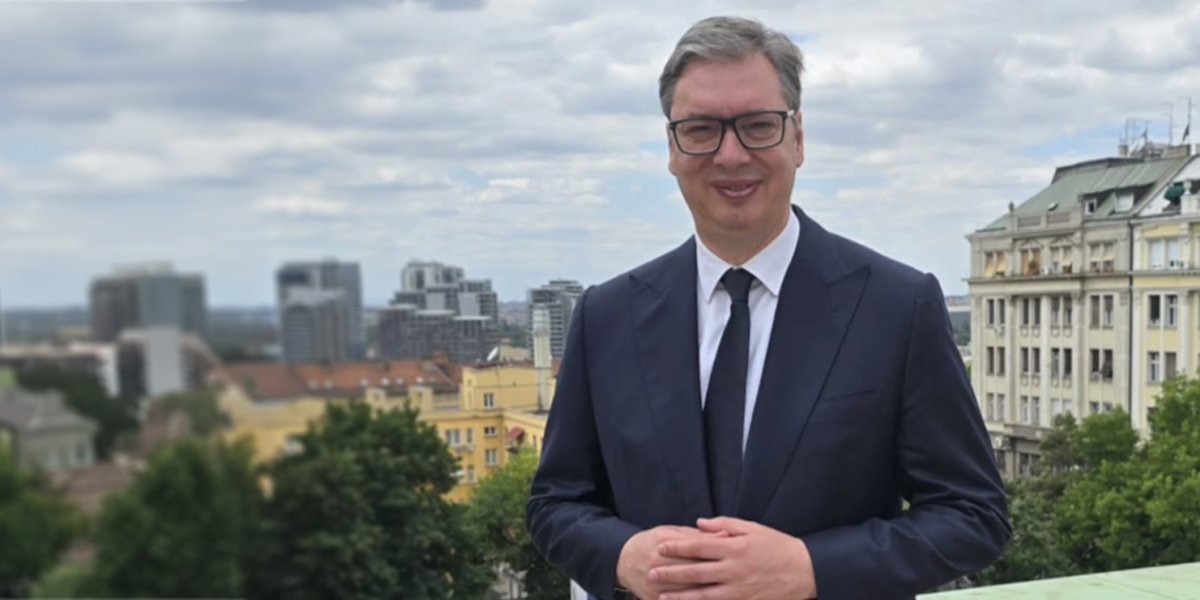 Vučić se oglasio s radnog mesta: Predsednik čestitao Vidovdan i poručio samo jedno (FOTO)