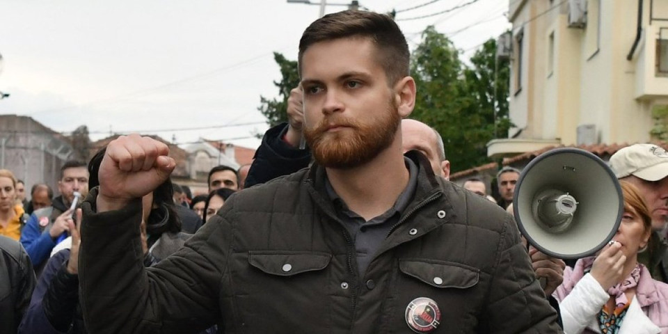 Skandalozna objava sina Nenada Čanka: Prizivao novo krvoproliće u Novom Sadu - jezivo (FOTO/VIDEO)