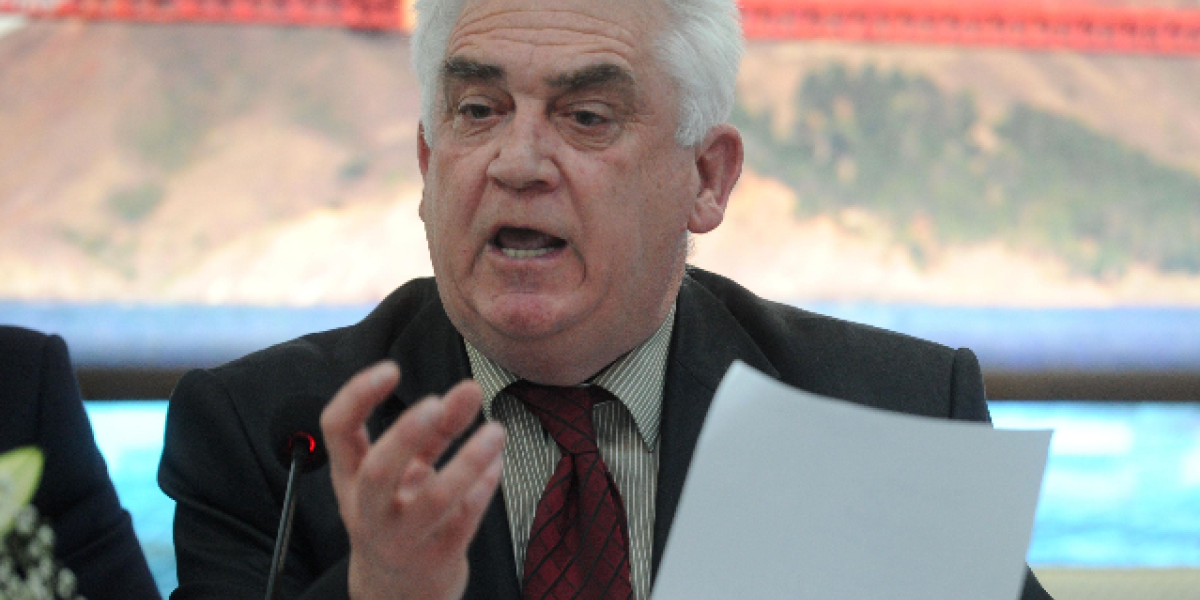 Prodavao zemlju Albancima, družio se sa Olbrajtovom i Kupnerom: Blokaderima govor držao Momčilo Trajković