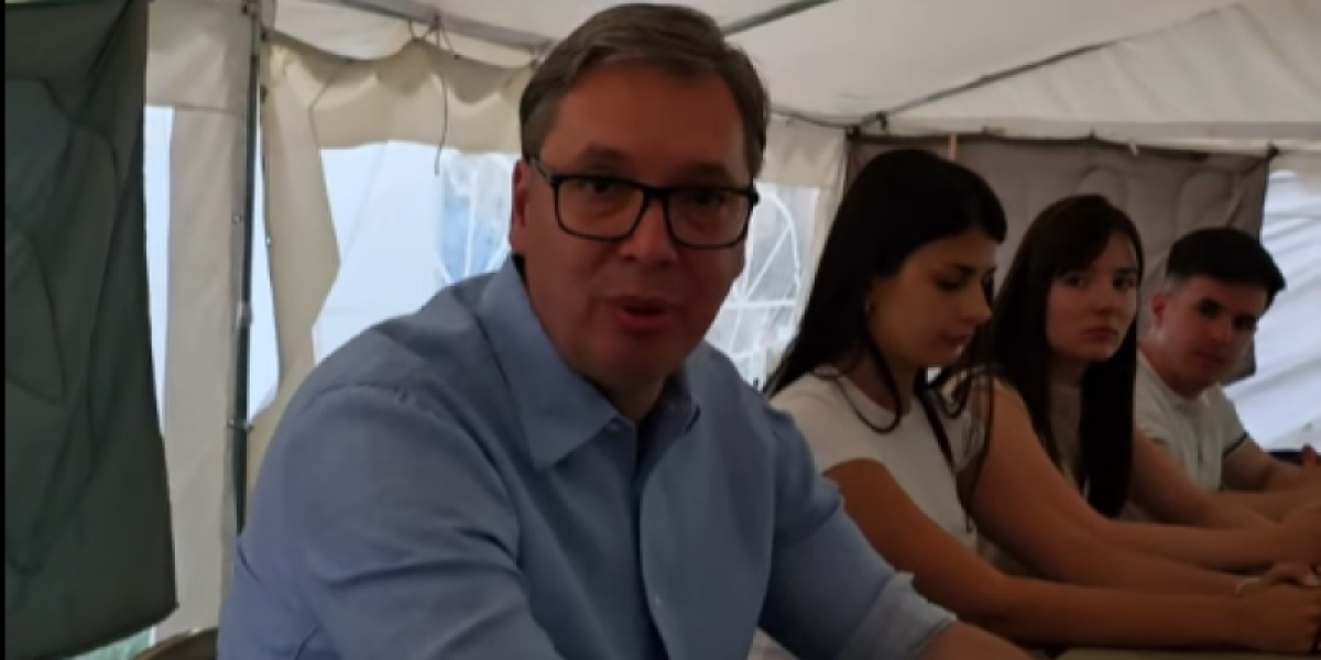 (VIDEO) Studenti su pobedili, blokaderi izgubili: Vučić se oglasio iz Ćacilenda