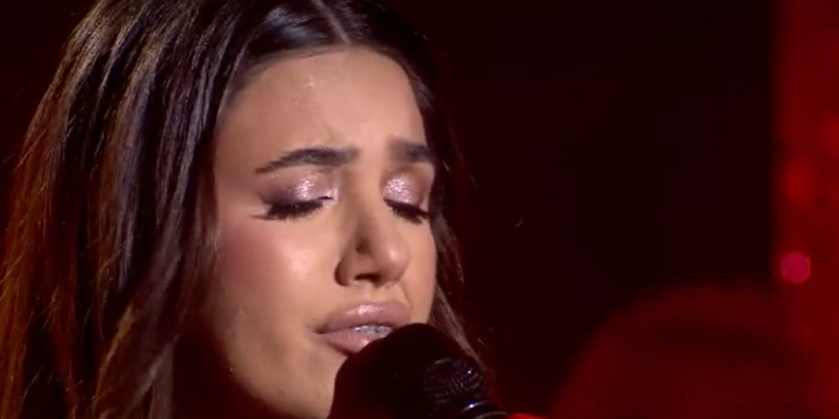 Simbol krvave šake u Zvezdama Granda - Skandal u finalu muzičkog takmičenja (FOTO)