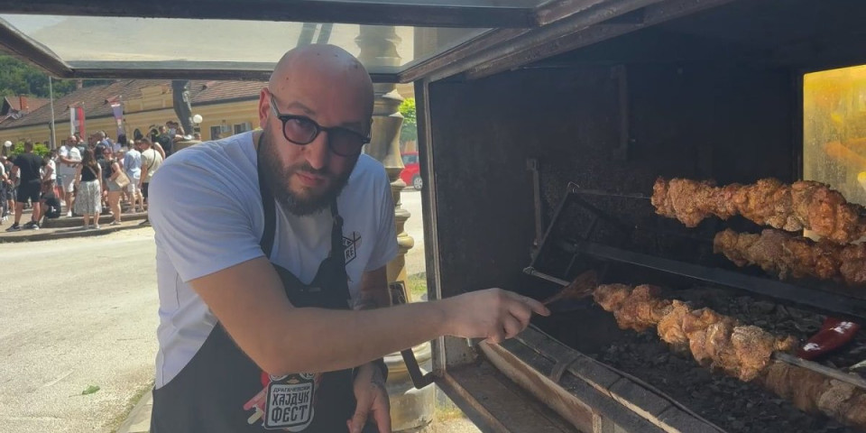 Ovaj specijalitet se sprema samo ovde: Govori, kažu, deset jezika