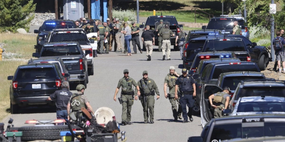 Vatrogasci ubijeni snajperom iz zasede! Horor na planini, namerno izazvao požar, pa spremio sačekušu! (FOTO/VIDEO)