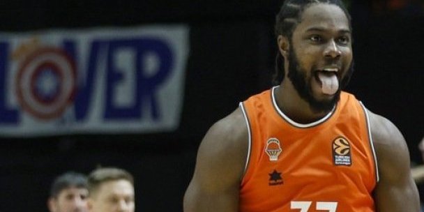 Crveno-beli ne staju sa pojačanjima: Još jedno novo lice na Malom Kalemegdanu