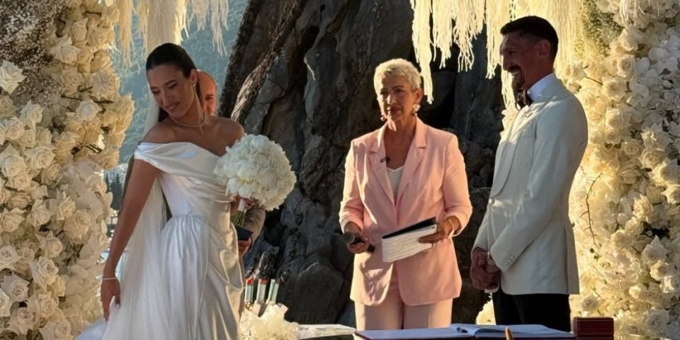 Oženio se bivši fudbaler Partizana: Gala proslava na obali mora, Lukas i Bekvalčeva pogli atmosferu (FOTO)