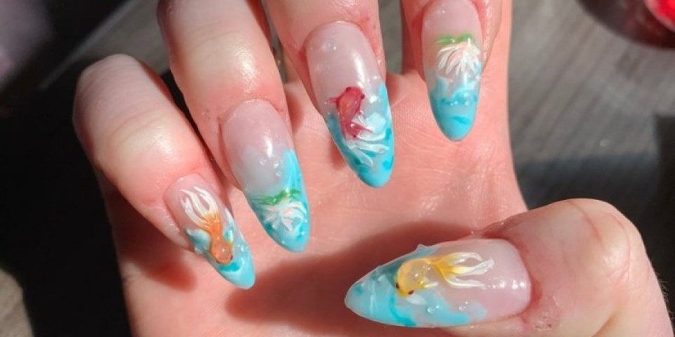 Ribarski nokti, novi viralni letnji trend: Neočekivani način manikira zaludeo devojke - svi nose sardine (VIDEO)