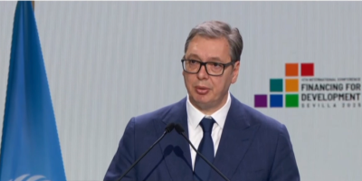 Predsednik Republike Srbije Aleksandar Vučić prokomentarisao je divljanje blokadera na protestima u Srbiji.