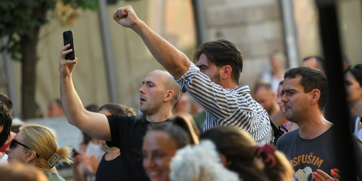 Blokaderske novine poručuju: Naše obeležavanje genocida koji su počinili Srbi biće pobeda studenata i poraz Srbije