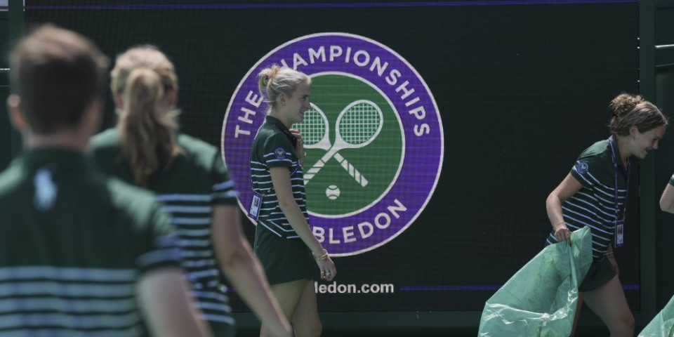 Favoriti na Vimbldonu padaju kao na traci: Nova senzacija, ispao 8. reket sveta