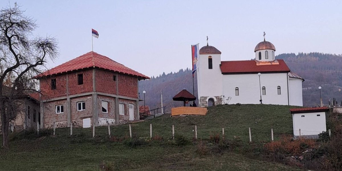 Složni meštani obnovili svetinju: Crkva u Tocima dočekuje slavu potpuno rekonstruisana (FOTO)