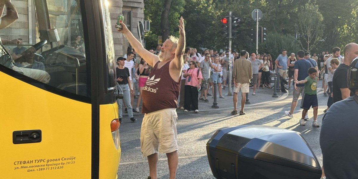 Muka im je od blokadera - Čačani vratili hejtere na fabrička podešavanja, ovu lekciju će pamtiti (VIDEO)