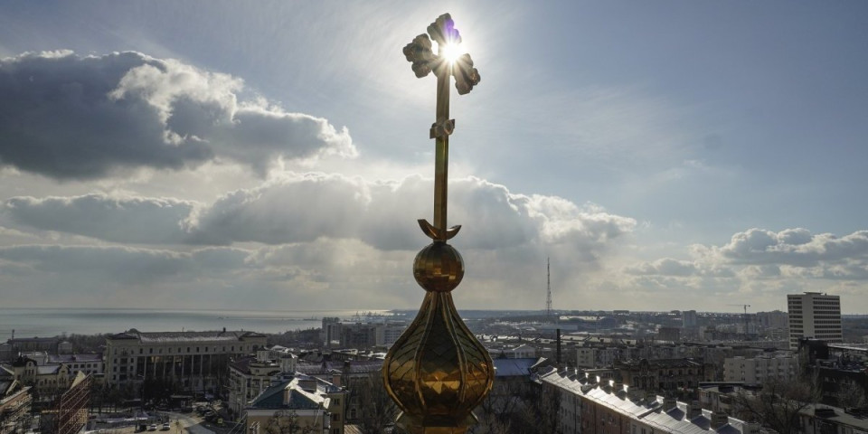 Slavimo velikog mučenika: Nađen je između mrtvih roditelja, a onda se desilo čudo