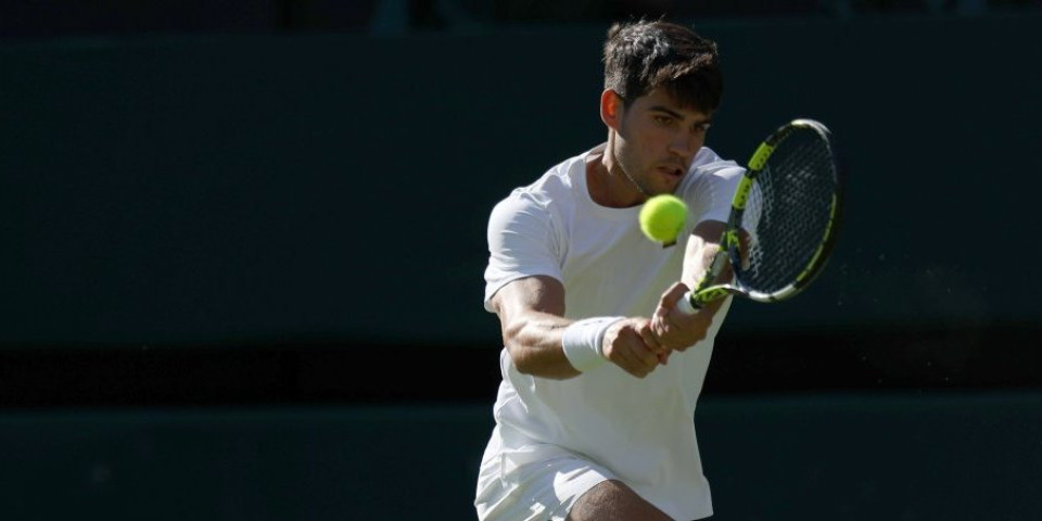 Alkaraz u Londonu kao brzi voz -  Iskusni Britanac eliminisao 12. nosioca (VIDEO)