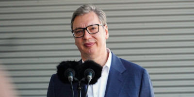 Predsednik Srbije Aleksandar Vučić čestitao je večeras pobedu na parlamentarnim izborima u Češkoj lideru stranke ANO Andreju Babišu.