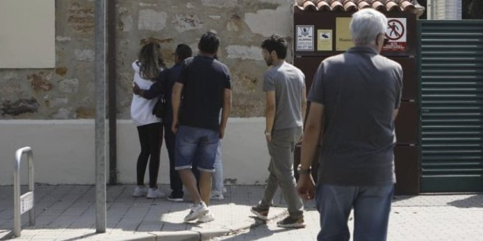 Supruzi Dioga Žote pripao najbolniji zadatak: Ne mogu da je smire, došlo i pogrebno vozilo (FOTO GALERIJA)